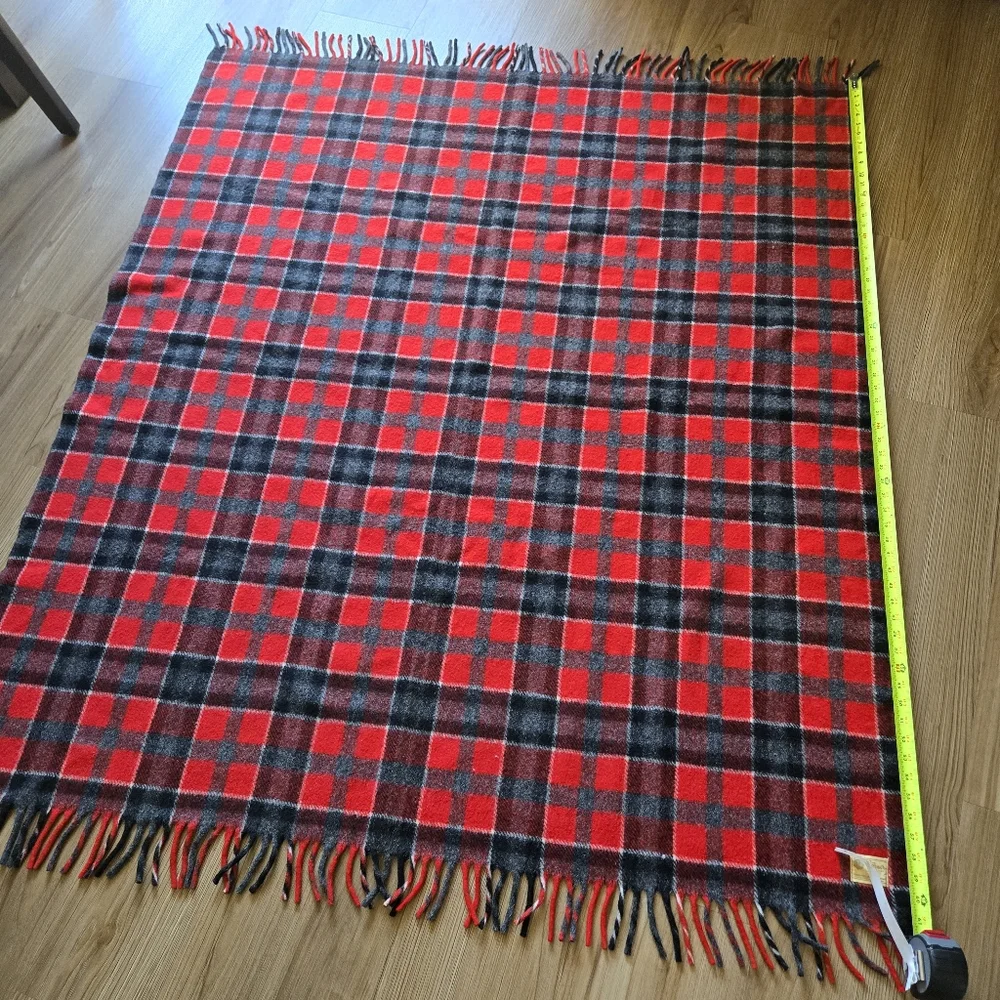 Red Plaid Woven Horner Woolen Mills Wool Blanket 54”x61”-Eaton Rapids, Michigan - Picture 4 of 6